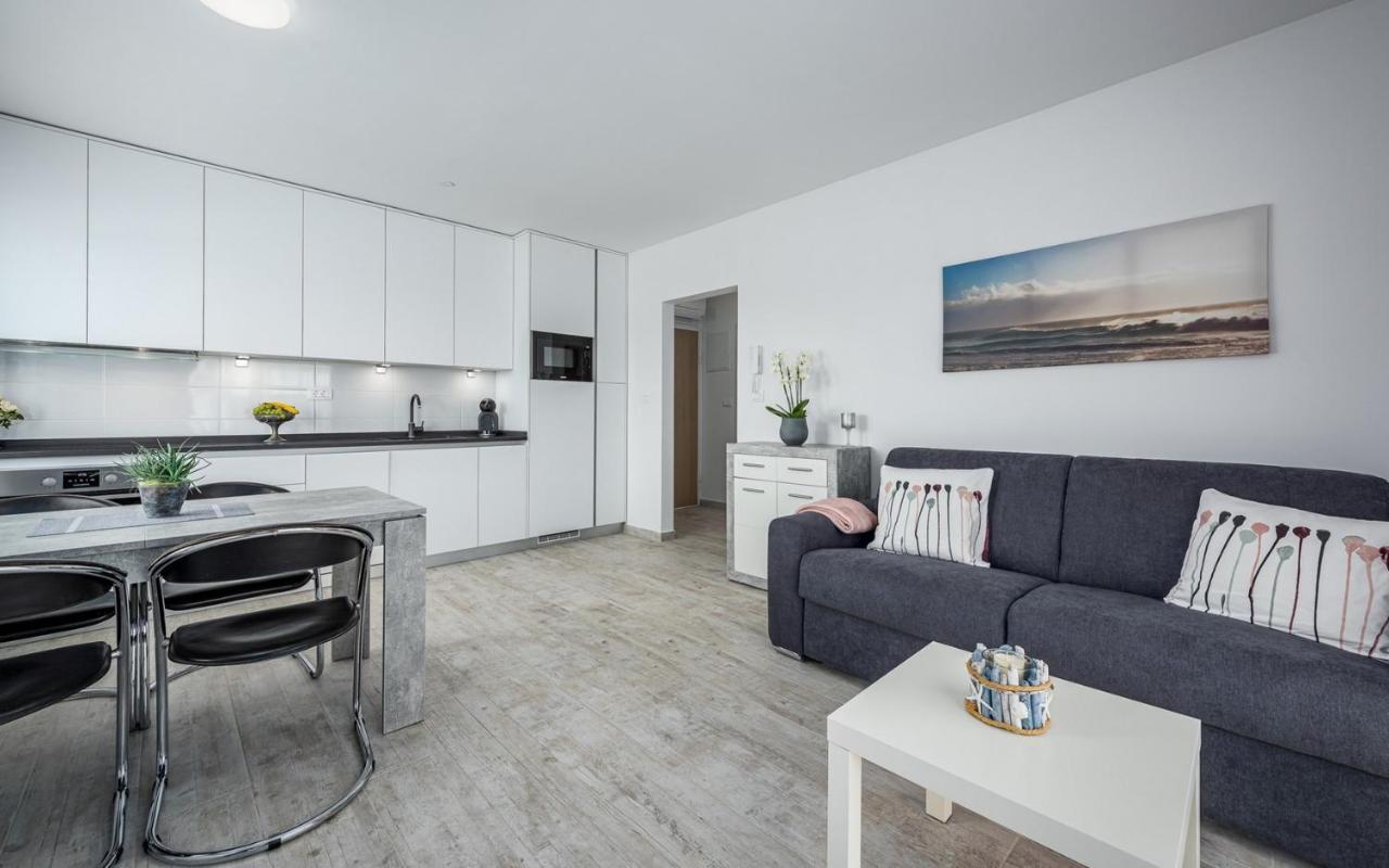 Sofia House With Apartment Umago Esterno foto
